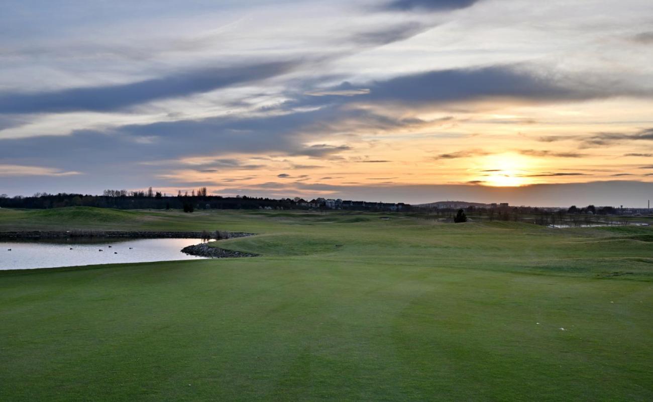 Apartments By Prague City Golf Bagian luar foto